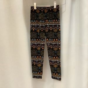 Leggings Kid’s Small Fits Age 3 to 5  Aztec Pattern